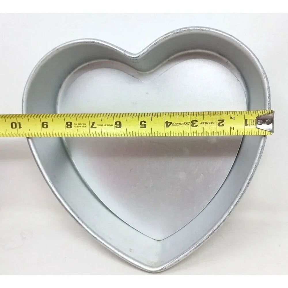 Wilton Heart Shaped 2 Piece Cake Pan Set 1990 Aluminum 9.5